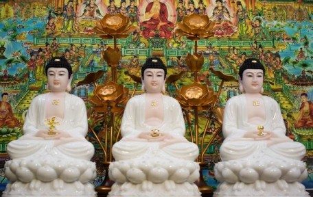 Đặt Mua Tượng Phật Online: Kinh Nghiệm Chọn Tượng Phù Hợp